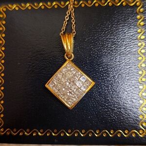 Elegant 1.25 CWT Princess Cut Diamond 14 KTGold Pendant Necklace